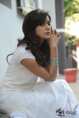 Vithika Sheru at Prema Ishq Kaadhal Press Meet